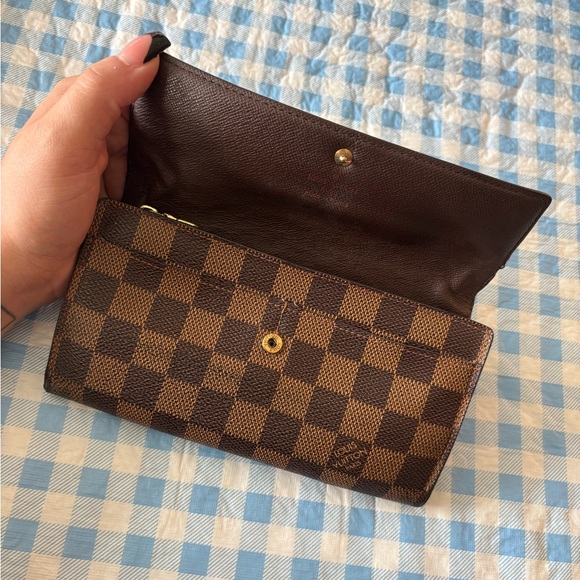 Louis Vuitton Brown Checkered Wallet - Picture 1 of 7
